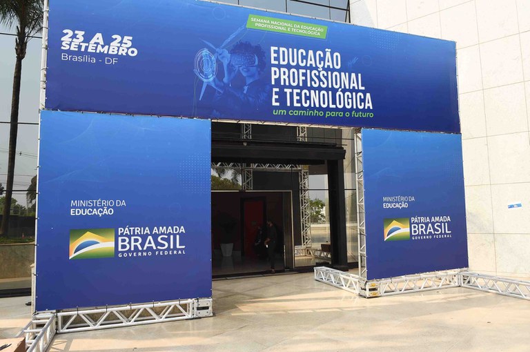Dia da Educação Profissional e Tecnológica_LF (1).JPG