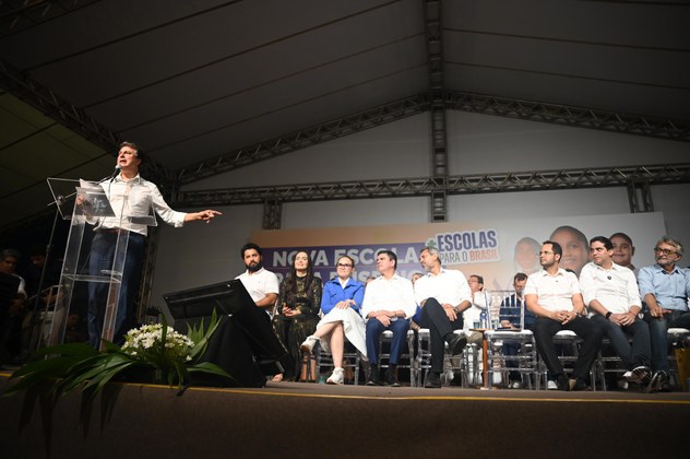 MEC inaugura escola de tempo integral no Ceará