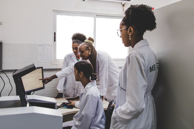 MEC reúne ações voltadas às mulheres do país