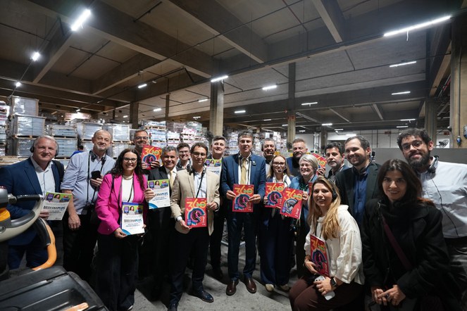 MEC acompanha produção de livros do PNLD