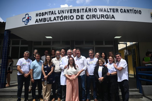 Dia E: MEC acompanha mutirão no hospital universitário da UFC