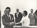 Com seus direitos políticos cassados pela ditadura, o economista e ministro do Planejamento de João Goulart, Celso Furtado, chega ao Chile para exilar-se em maio de 1964