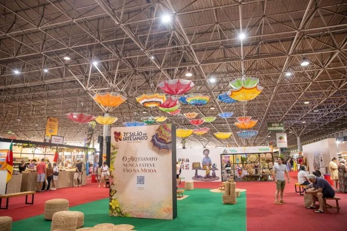 21 Salão do Artesanato no Pavilhão de exposições do Parque da Cidade