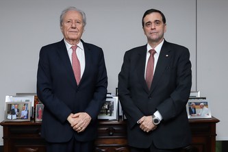 MJSP reforça cooperação internacional na segurança pública em encontros com Peru e Paraguai Embaixador do Paraguai no Brasil, Juan Ángel Delgadillo Franco