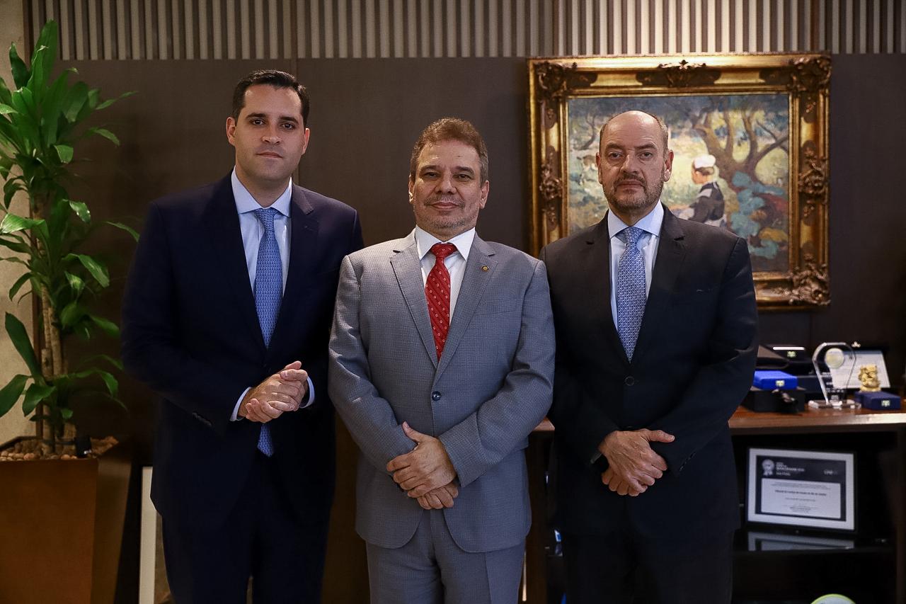 Acordo prevê a soma de capacidades federais e estaduais para ampliar a presença do poder público