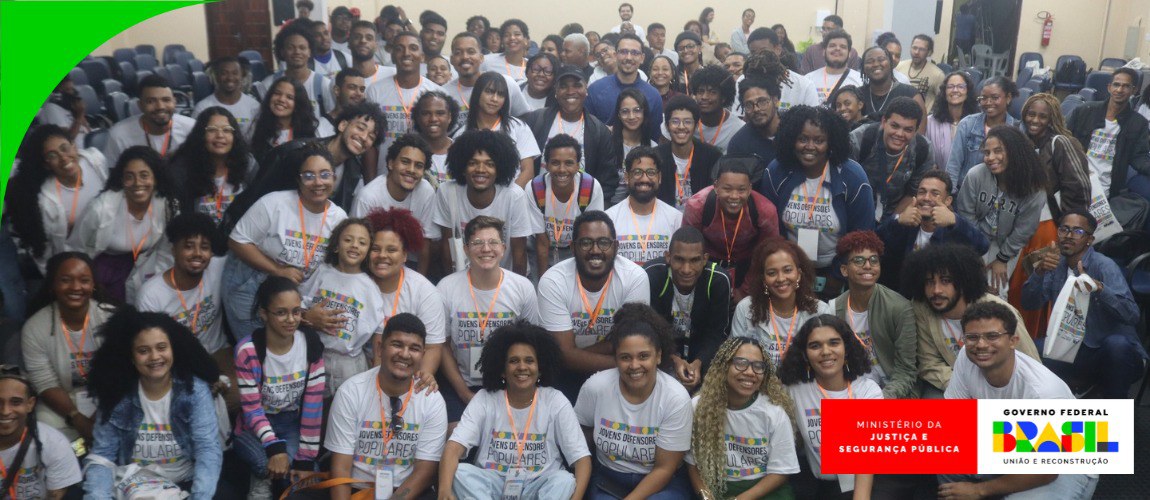 Evento reuniu lideranças negras, movimentos sociais e representantes do Governo Federal para marcar o início da formação de moradores de bairros periféricos da capital Salvador