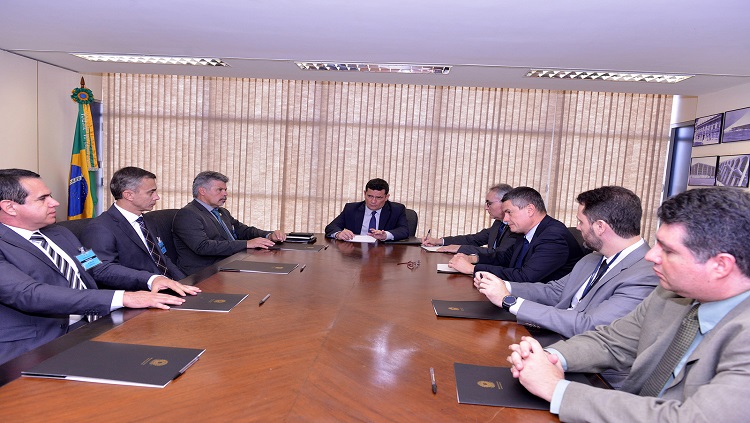 Reunião com o Ministro Secretário Executivo da Secretaria Nacional Antidrogas do Governo do Paraguai, Arnaldo Euclides Giuzzio Benítez. Foto:Isaac Amorim/MJSP