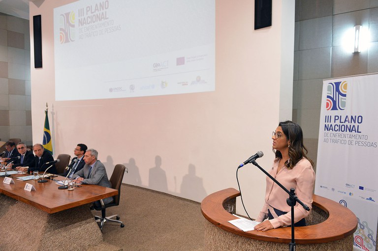 3 Plano de enfrentamento ao tráfico de pessoas 