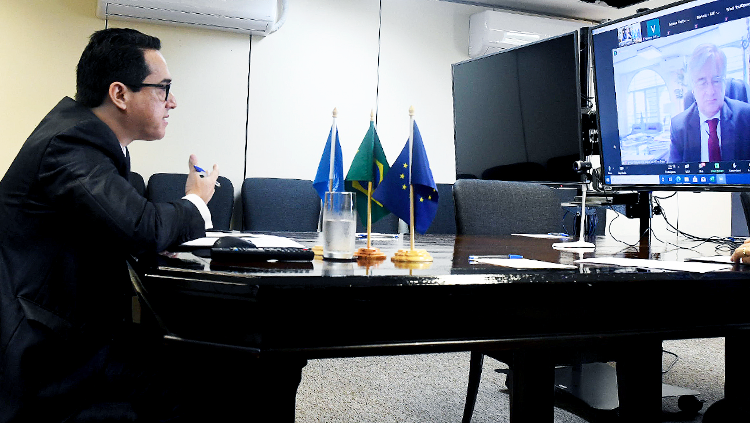 Em evento internacional, Ministério da Justiça e Segurança Pública debate impacto da pandemia no tráfico de drogas no Brasil.png