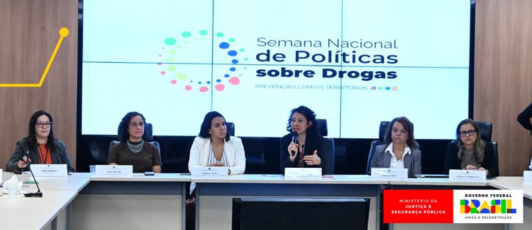 Encontro sobre Cais discute construção de rede de atenção a populações vulneráveis ao uso de drogas