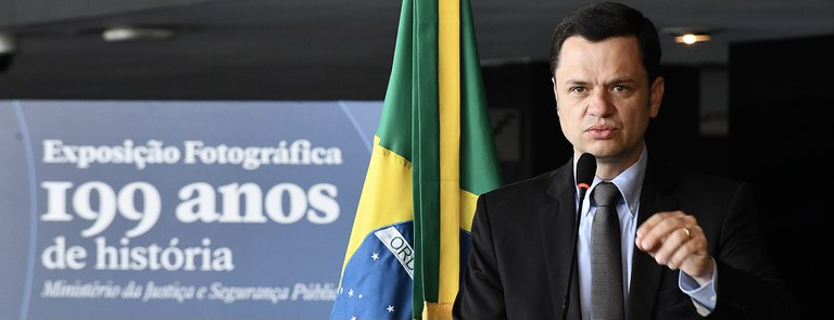 Exposição fotográfica marca os 199 anos do Ministério da Justiça e Segurança Pública.jpg