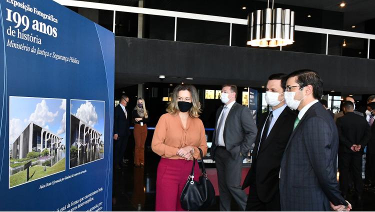 Exposição fotográfica marca os 199 anos do Ministério da Justiça e Segurança Pública3.jpeg