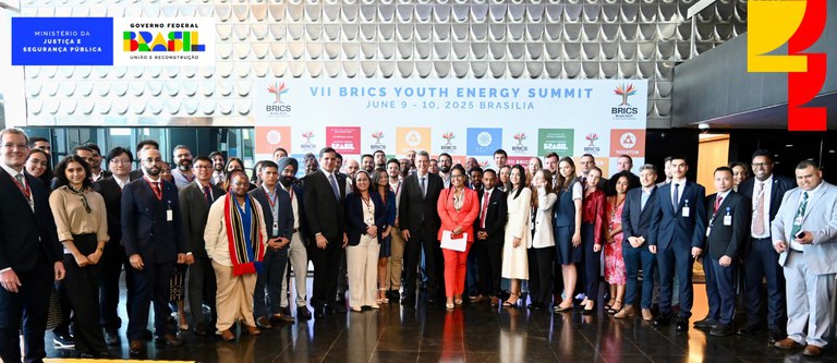 Assuntos  Notícias  Mais vulneráveis devem ter atenção especial em transição energética, defende MJSP em reunião do Brics