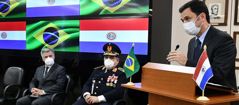 Ministério da Justiça e Segurança Pública firma acordos para intensificar a segurança na fronteira com o Paraguai
