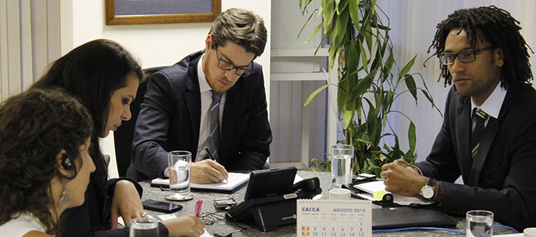 Ministério da Justiça recebe relatora especial sobre Direito de Minorias da ONU