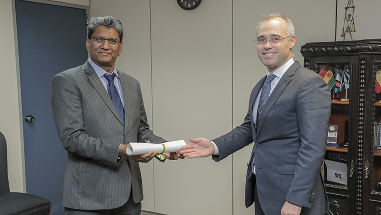 Ministro André Mendonça recebe embaixadores da Índia e dos Emirados Árabes Unidos  2.png