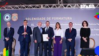 Ministro Flávio Dino participa da solenidade de encerramento dos cursos de formação profissional da Polícia Federal