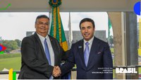 Ministro Flávio Dino reforça, junto à Interpol, o compromisso de combate ao crime organizado