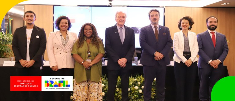 Ministro Ricardo Lewandowski assina atualização do Pacto Nacional pela Escuta Protegida