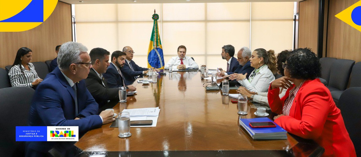 Encontro ocorreu nesta quarta-feira (18), no gabinete do ministro, para definir entregas concretas no mês de março