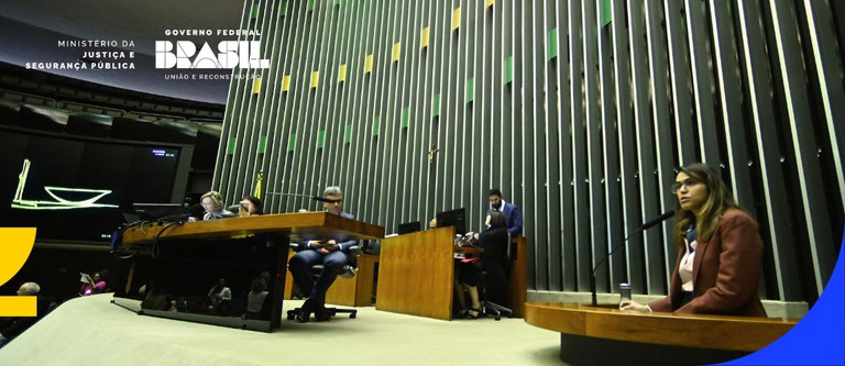 MJSP participa das discussões sobre projeto de lei que protege crianças e adolescentes na internet