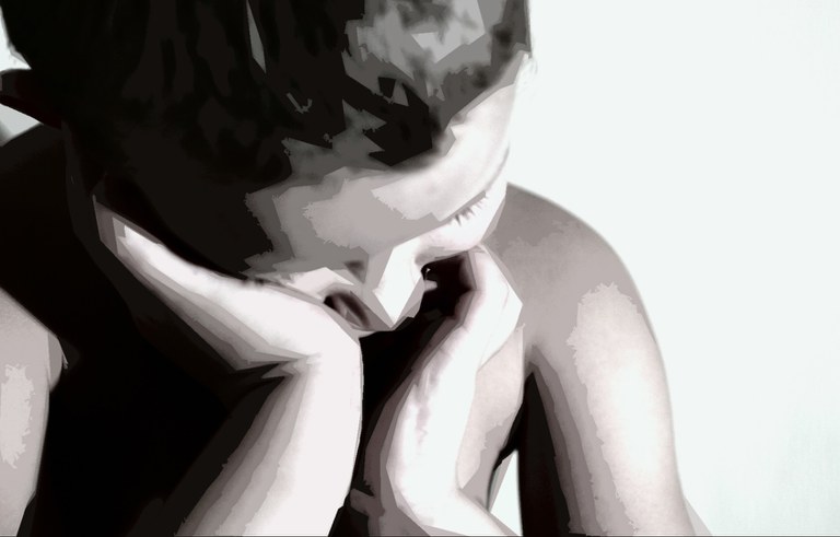 Criança triste copiar.jpg