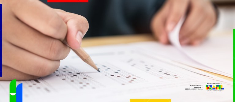 Polícia Federal deflagra operação contra vazamento de provas do Enem