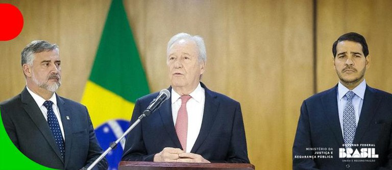 Presidente sanciona com veto a Lei das Saidinhas