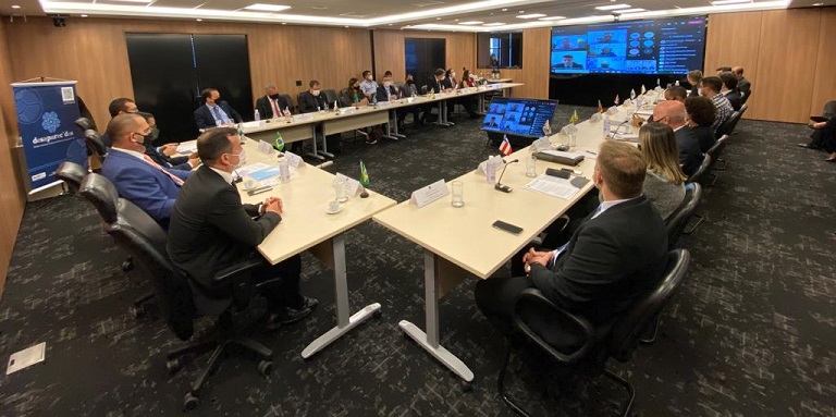 Reunião sobre desaparecidos.jpeg