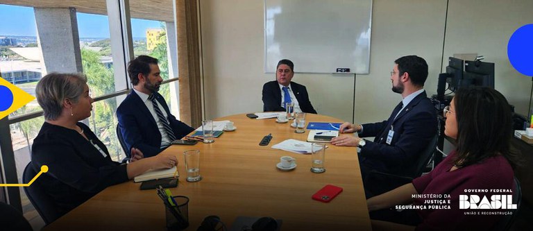 Senacon e Anac se reúnem para monitorar cumprimento das medidas emergenciais no setor aéreo para o RS