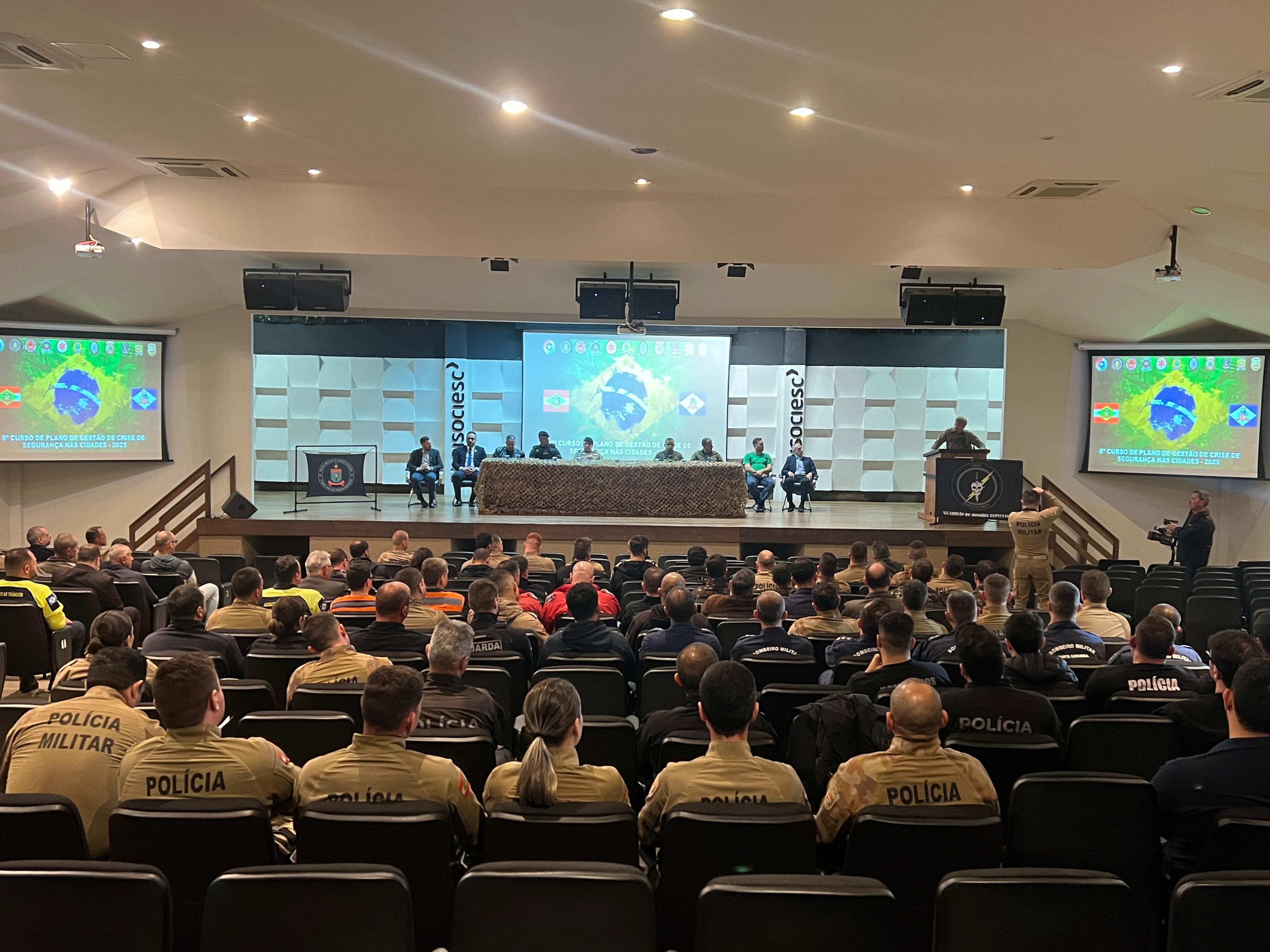 8ª Edição do Curso de Plano de Gestão de Crise de Segurança nas Cidades - CPGCSC.