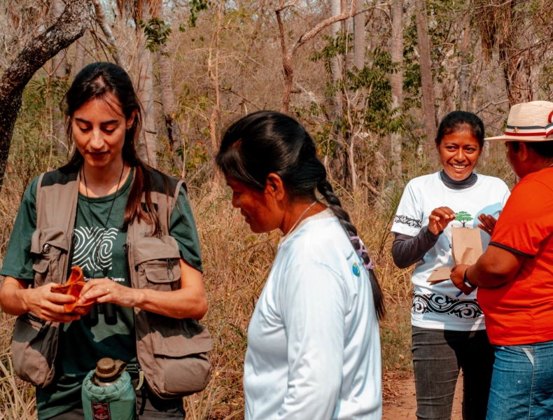 Comunicação e integração com comunidades