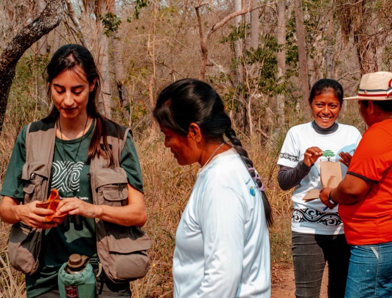 Comunicação e integração com comunidades