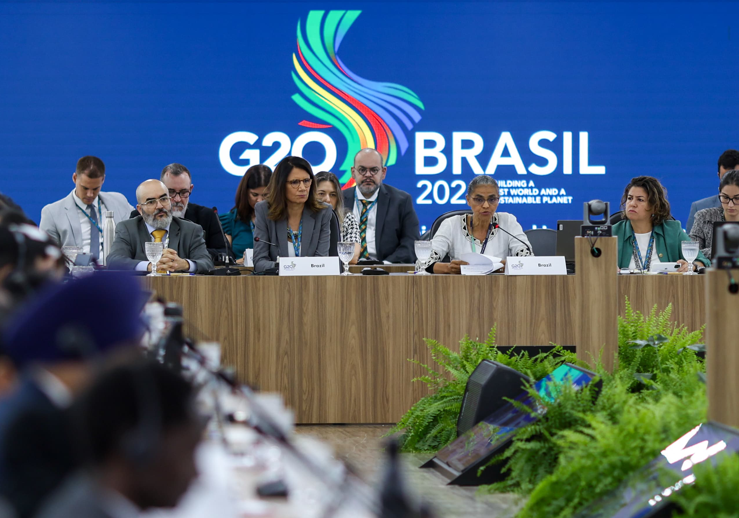 Representantes de 32 países e 18 organizações internacionais participaram de reunião em Brasília