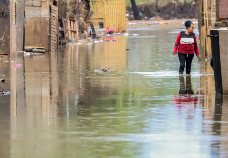 Correspondente ao Plano Clima Adaptação, documento consolida diretrizes, objetivos, metas e ações para fortalecer a adaptação e a resiliência do país diante dos impactos da mudança do clima
