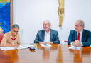 Presidente Lula, ministra Marina Silva e presidente do BNDES, Aloizio Mercadante, assinam contrato do Fundo Clima. Foto: Ricardo Stuckert/PR