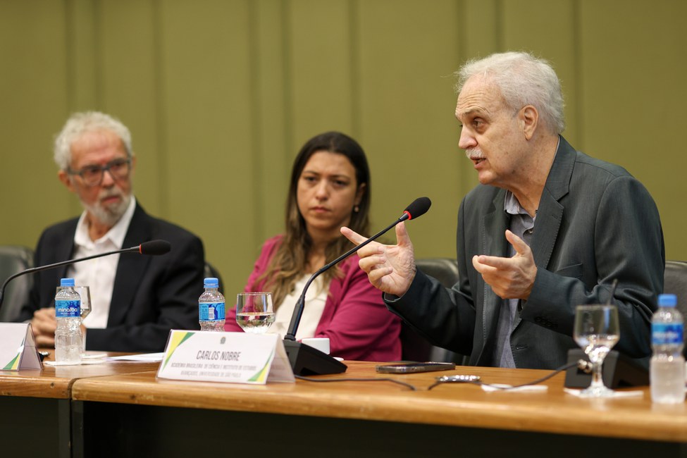 Professor Carlos Nobre participa de reunião preparatória da Iniciativa de Bioeconomia do G20. Foto: MMA