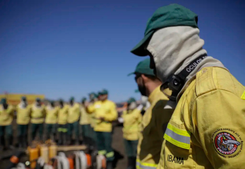 Medidas apresentadas em coletiva de imprensa no Palácio do Planalto incluem reforço das operações de combate aos incêndios florestais, fiscalização ambiental e monitoramento das áreas mais afetadas na região