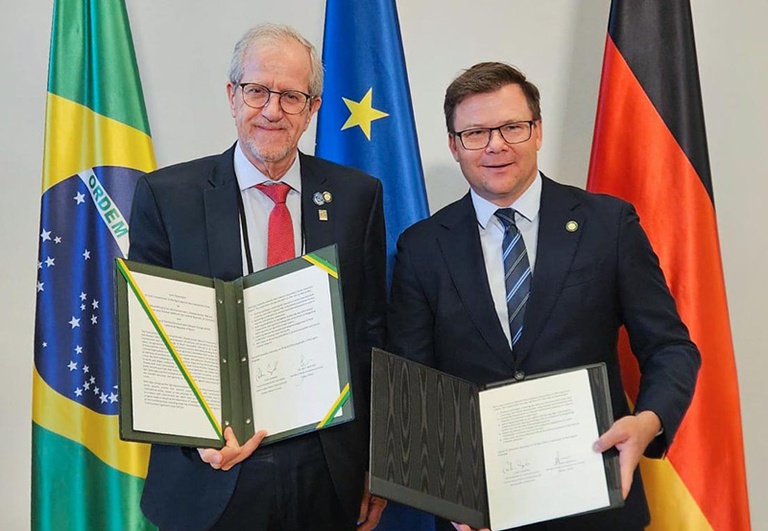 assinatura-brasil-alemanha-economia-circular-e-combate-a-crimes-ambientais.jpg