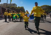 Brigadistas do Ibama e ICMBio participam do desfile de 7 de setembro em Brasília