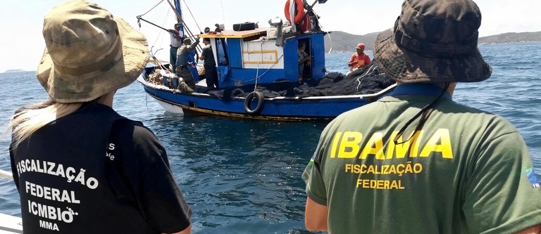 abordagem_de_embarcacao (1) (4).jpg