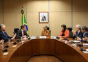 Ministras Marina Silva, Simone Tebet e governador Eduardo Riedel participam de reunião. Foto: MMA