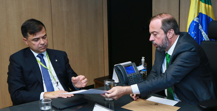 Ministro e Sandoval Feitosa