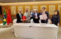 Alexandre Silveira participa da assinatura de acordo para produção de SAF entre Brasil e Hong Kong
