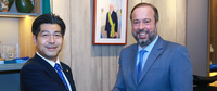 Alexandre Silveira recebe Vice-Ministro japonês para debater investimentos no Brasil