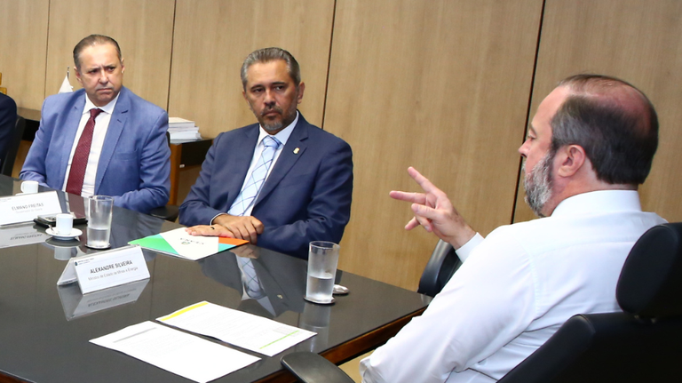 Reunião com o Governador do Ceará.png