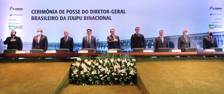Bento Albuquerque participa de posse de novo diretor da Itaipu Binacional