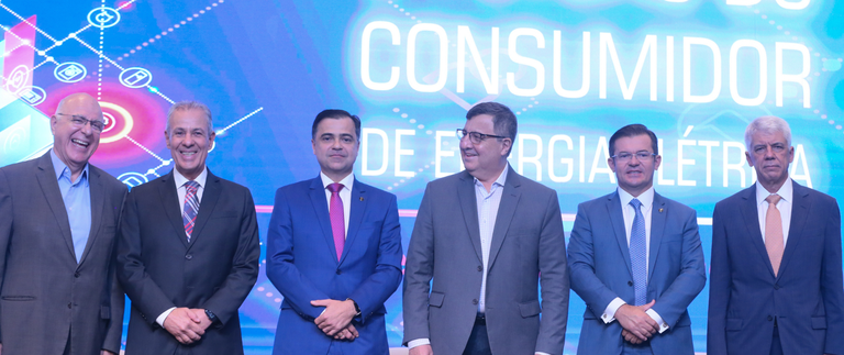 Bento Albuquerque participa de seminário e reafirma o compromisso com o consumidor