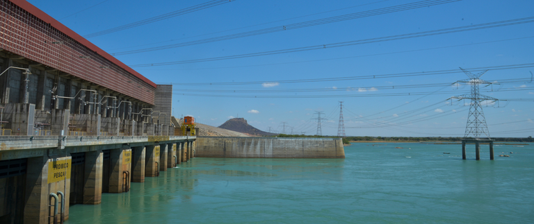 Hidrelétrica de Sobradinho - Marcello Casal Jr - Agência Brasil.png