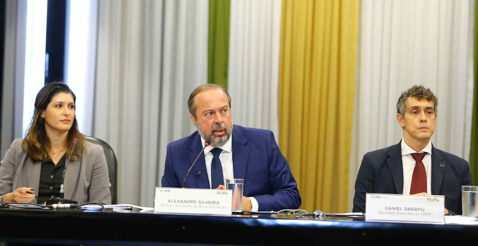 Diretrizes reforçam a segurança sanitária e o combate à adulteração no mercado de combustíveis